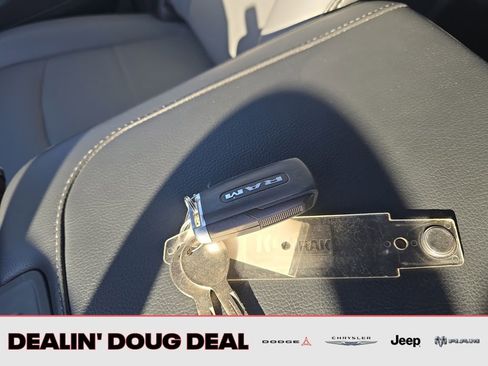 Used 2024 RAM 3500 Tradesman image 28