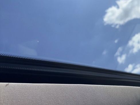 Used 2017 INFINITI QX50 AWD w/ Premium Package image 27