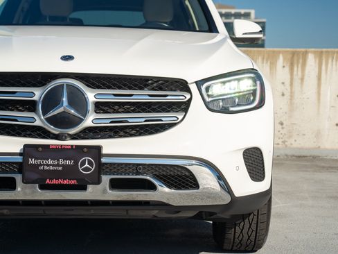 Used 2022 Mercedes-Benz GLC 300 4MATIC image 7