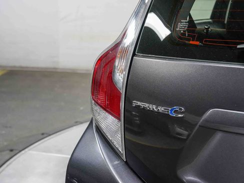 Used 2015 Toyota Prius C One FWD image 11