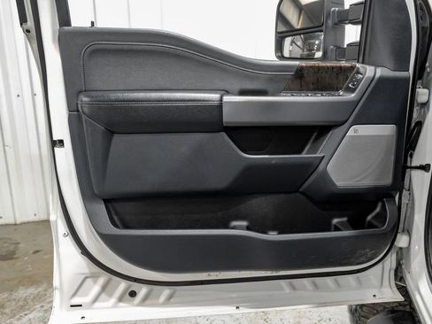 Used 2024 Ford F250 Lariat w/ Lariat Ultimate Package AWD/4WD image 44
