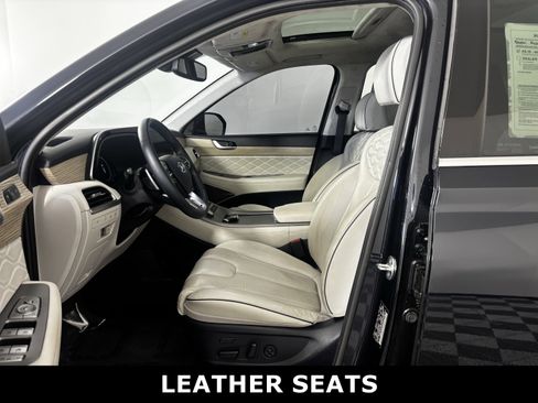 Used 2022 Hyundai Palisade Calligraphy image 7