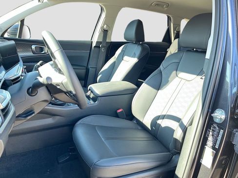 Certified 2025 Kia Sorento S AWD/4WD image 21
