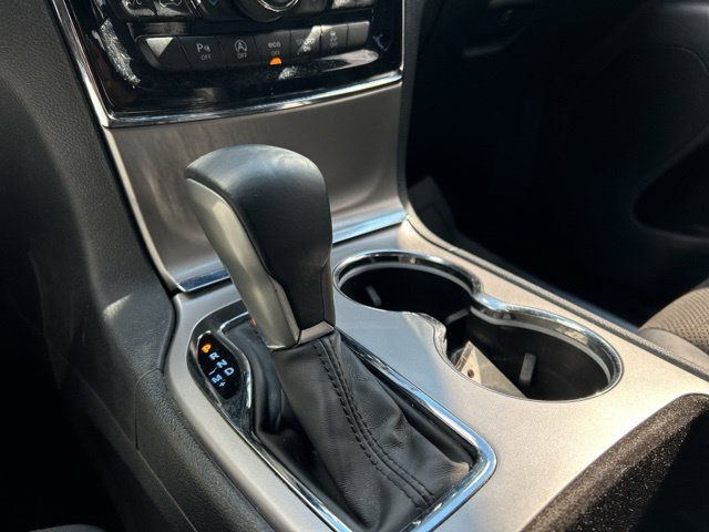 Used 2019 Jeep Grand Cherokee Altitude AWD/4WD image 43