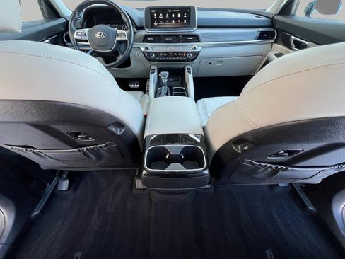 Used 2021 Kia Telluride SX w/ SX Prestige Package image 42