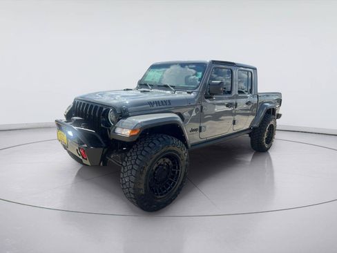Used 2023 Jeep Gladiator Sport AWD/4WD image 7