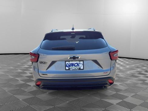 New 2026 Chevrolet Trax RS w/ Driver Confidence Package FWD image 4
