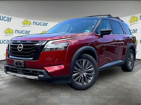 Used 2023 Nissan Pathfinder SL w/ SL Premium Package AWD/4WD image 3
