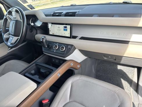Used 2023 Land Rover Defender 110 S AWD/4WD image 12