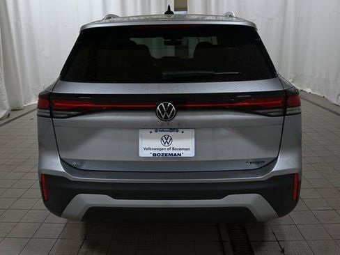 New 2026 Volkswagen Tiguan SE image 11