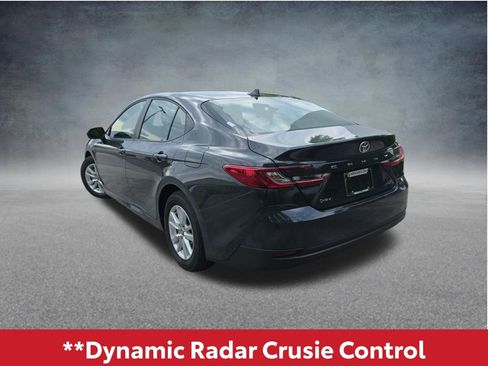 Used 2026 Toyota Camry LE FWD image 7