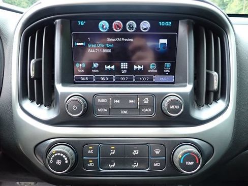 Used 2017 Chevrolet Colorado LT AWD/4WD image 14