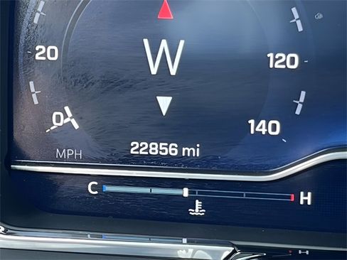 Used 2025 Chevrolet Silverado 1500 LT image 20