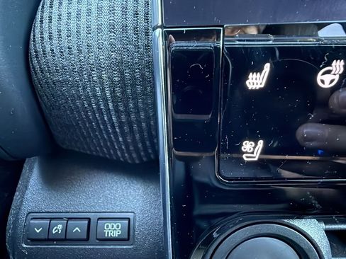 Used 2023 Subaru Solterra AWD image 23