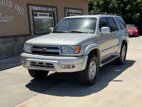 Used 1999 Toyota 4Runner Limited AWD/4WD image 3