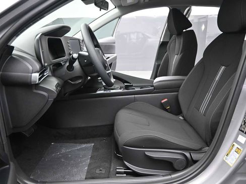 New 2026 Hyundai Elantra Blue image 7