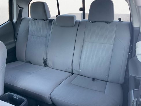 Used 2019 Toyota Tacoma SR5 image 9