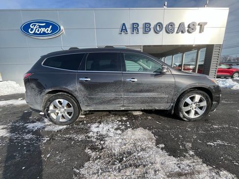 Used 2014 Chevrolet Traverse LTZ image 2