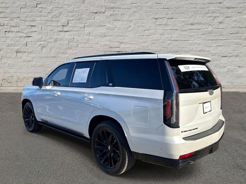 Certified 2024 Cadillac Escalade Sport Platinum w/ LPO, ONYX Package AWD/4WD image 3
