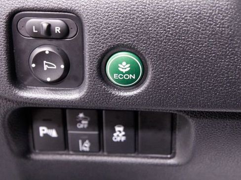 Certified 2022 Honda Pilot Touring image 28