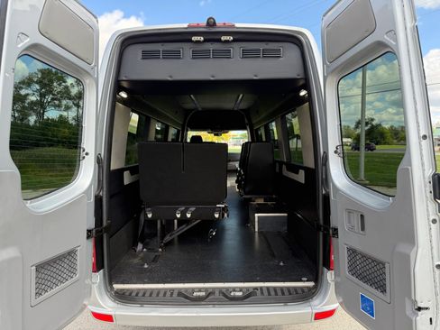 Used 2015 Mercedes-Benz Sprinter 3500 w/ Window Fleet Package image 15