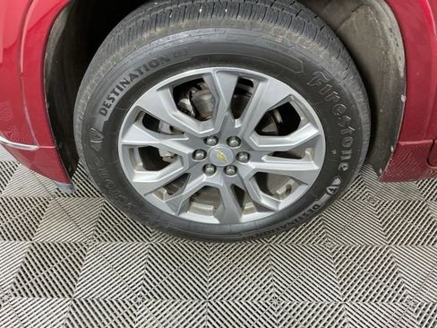 Used 2019 Chevrolet Traverse Premier AWD/4WD image 9