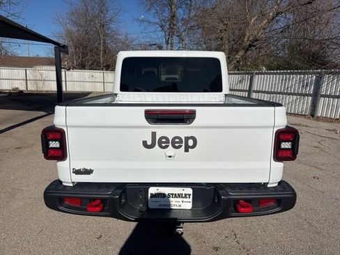 New 2026 Jeep Gladiator Rubicon w/ Technology Group image 5