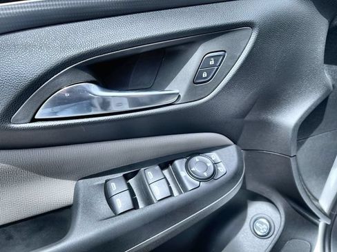 Used 2024 Buick Envista Avenir FWD image 23