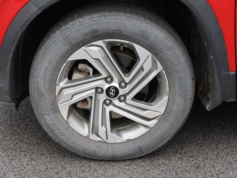 Used 2023 Hyundai Santa Fe SEL w/ Premium Package image 8