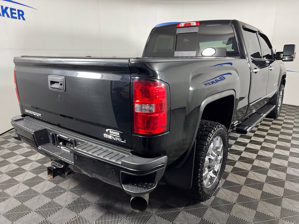 Used 2016 GMC Sierra 2500 Denali w/ Suspension Package, Off-Road AWD/4WD image 6