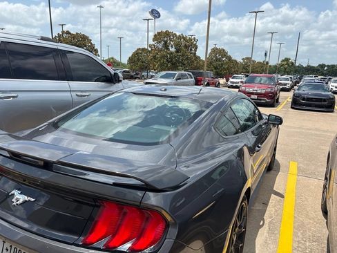 Used 2018 Ford Mustang Premium w/ Ecoboost Performance Package RWD image 8