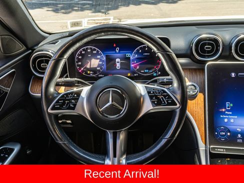 Used 2022 Mercedes-Benz C 300 4MATIC Sedan image 11