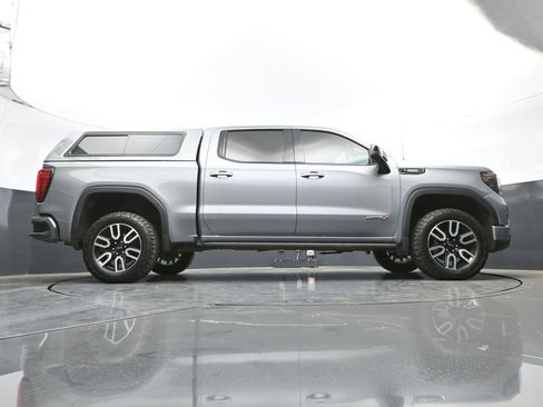Used 2023 GMC Sierra 1500 AT4 w/ AT4 Premium Package AWD/4WD image 54