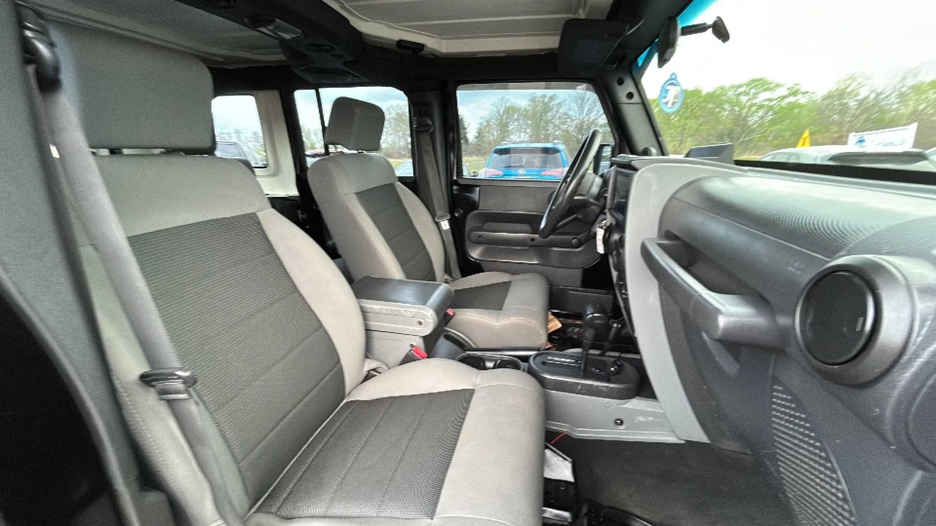Used 2010 Jeep Wrangler Unlimited Sport w/ Trailer Tow Group AWD/4WD image 38