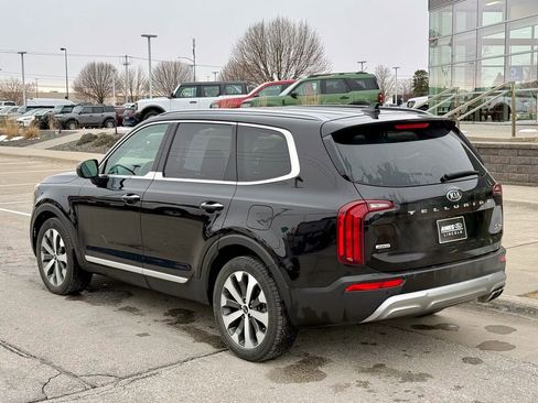 Used 2021 Kia Telluride S image 4