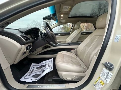 Used 2018 Lincoln MKZ Reserve w/ Luxury Package image 27