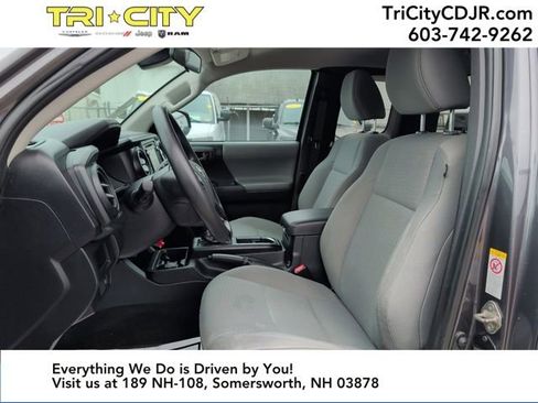 Used 2019 Toyota Tacoma SR image 16