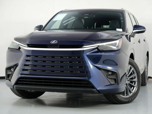 Used 2024 Lexus TX 350 FWD image 3