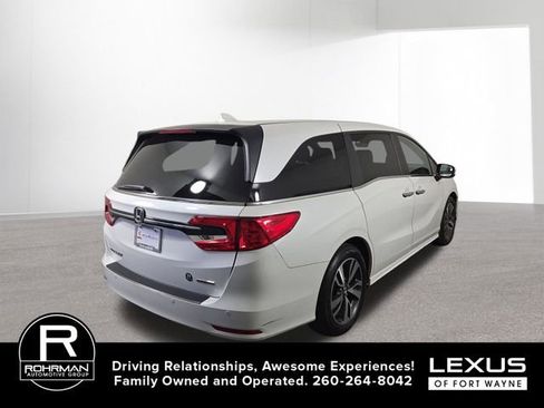 Used 2023 Honda Odyssey Touring image 6