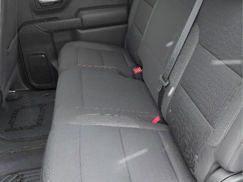 Used 2022 Chevrolet Silverado 1500 Custom image 25