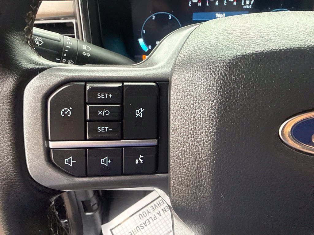 Used 2025 Ford F450 Lariat w/ FX4 Off-Road Package AWD/4WD image 17