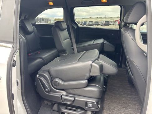 Certified 2024 Honda Odyssey EX-L image 10