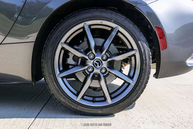 Used 2017 MAZDA MX-5 Miata RF Grand Touring RWD image 48