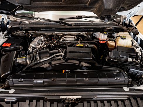 Used 2023 GMC Sierra 3500 Denali w/ Denali Ultimate Package image 30