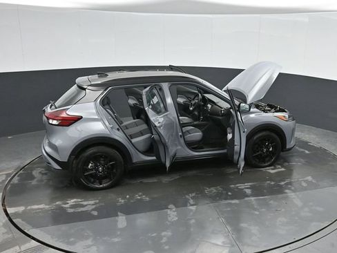 Used 2023 Nissan Kicks SR w/ SR Premium Package image 57