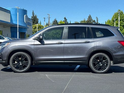 Certified 2022 Honda Pilot Special Edition image 2