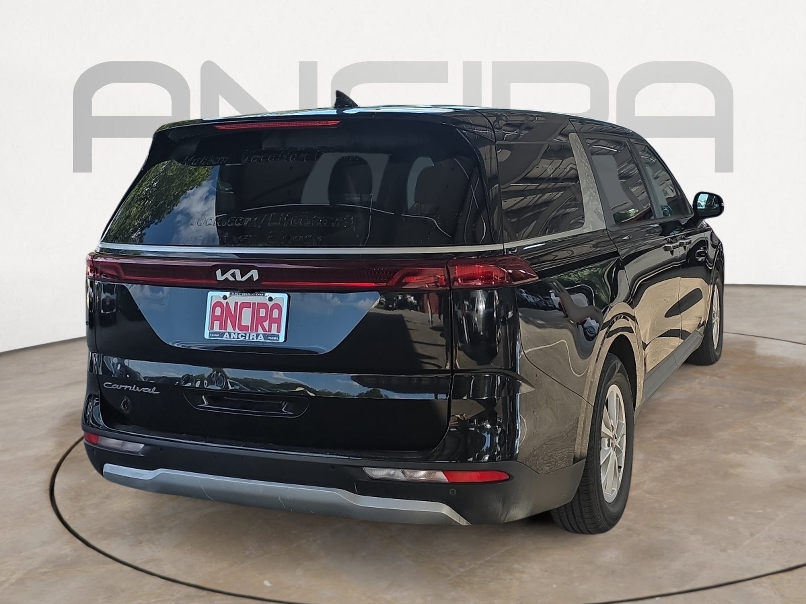 Used 2022 Kia Carnival LX FWD image 7