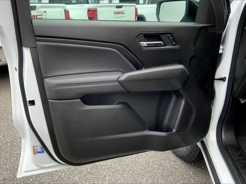 New 2026 GMC Canyon Elevation image 10