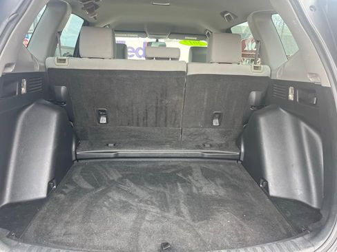 Used 2017 Honda CR-V LX image 13