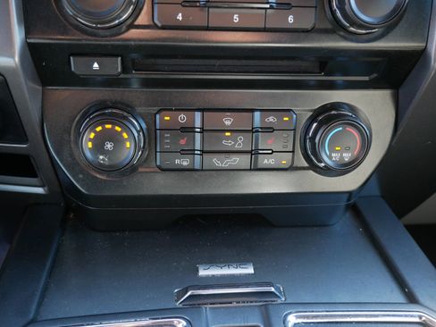 Used 2016 Ford F150 XLT w/ Equipment Group 302A Luxury AWD/4WD image 23